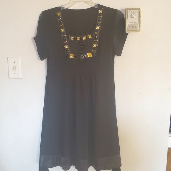 Black Dress - Picture 3 of 6